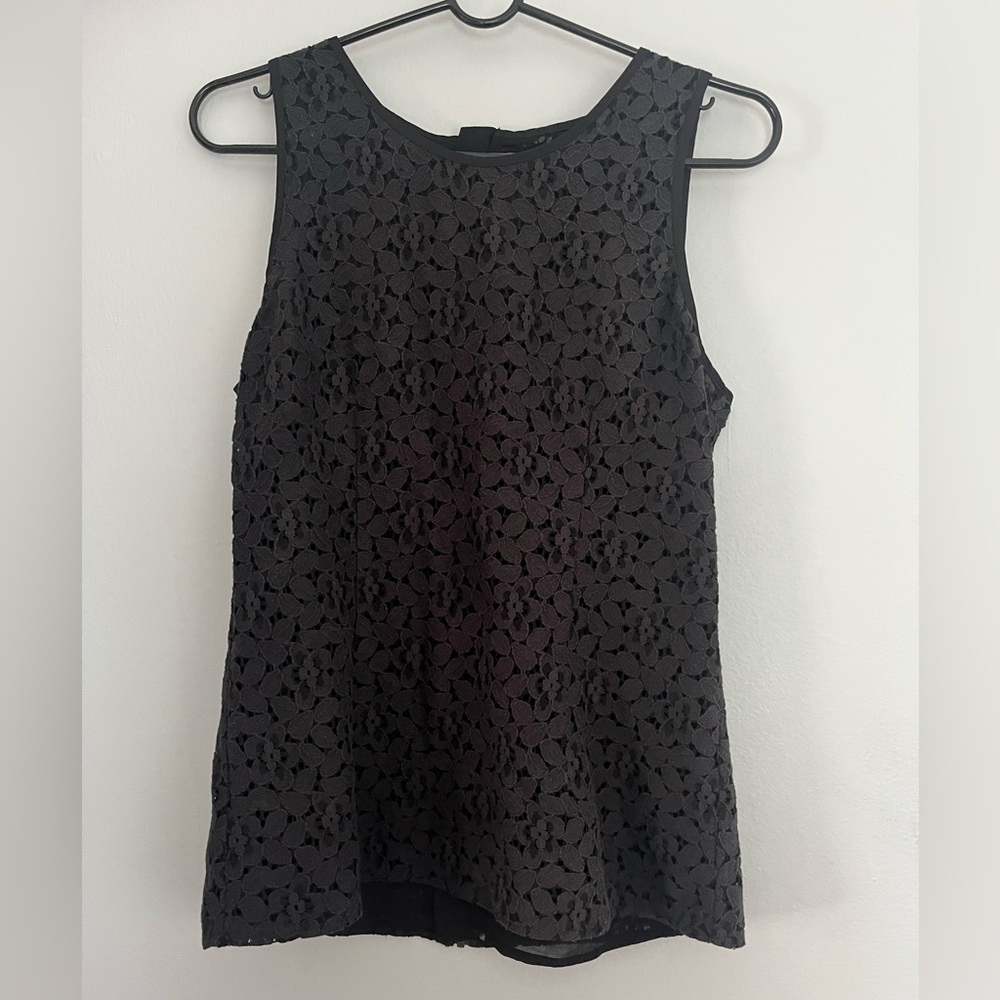 BANANA REPUBLIC SLEEVELESS LACE OVERLAY BACK ZIP TANK TOP BLACK, SIZE 6